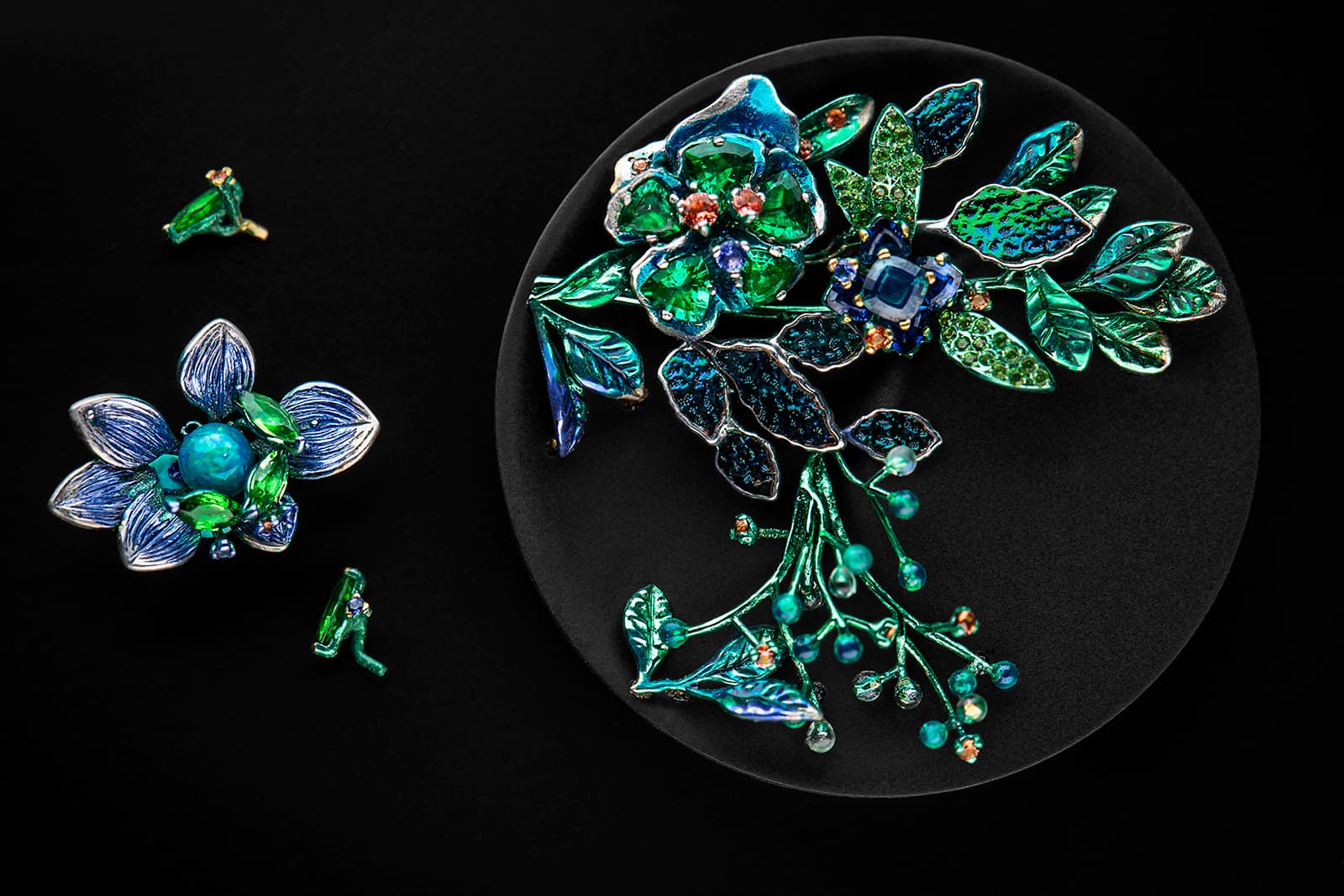  A closer look at one of the new Dior Grand Soir Jardins de Nuit watches