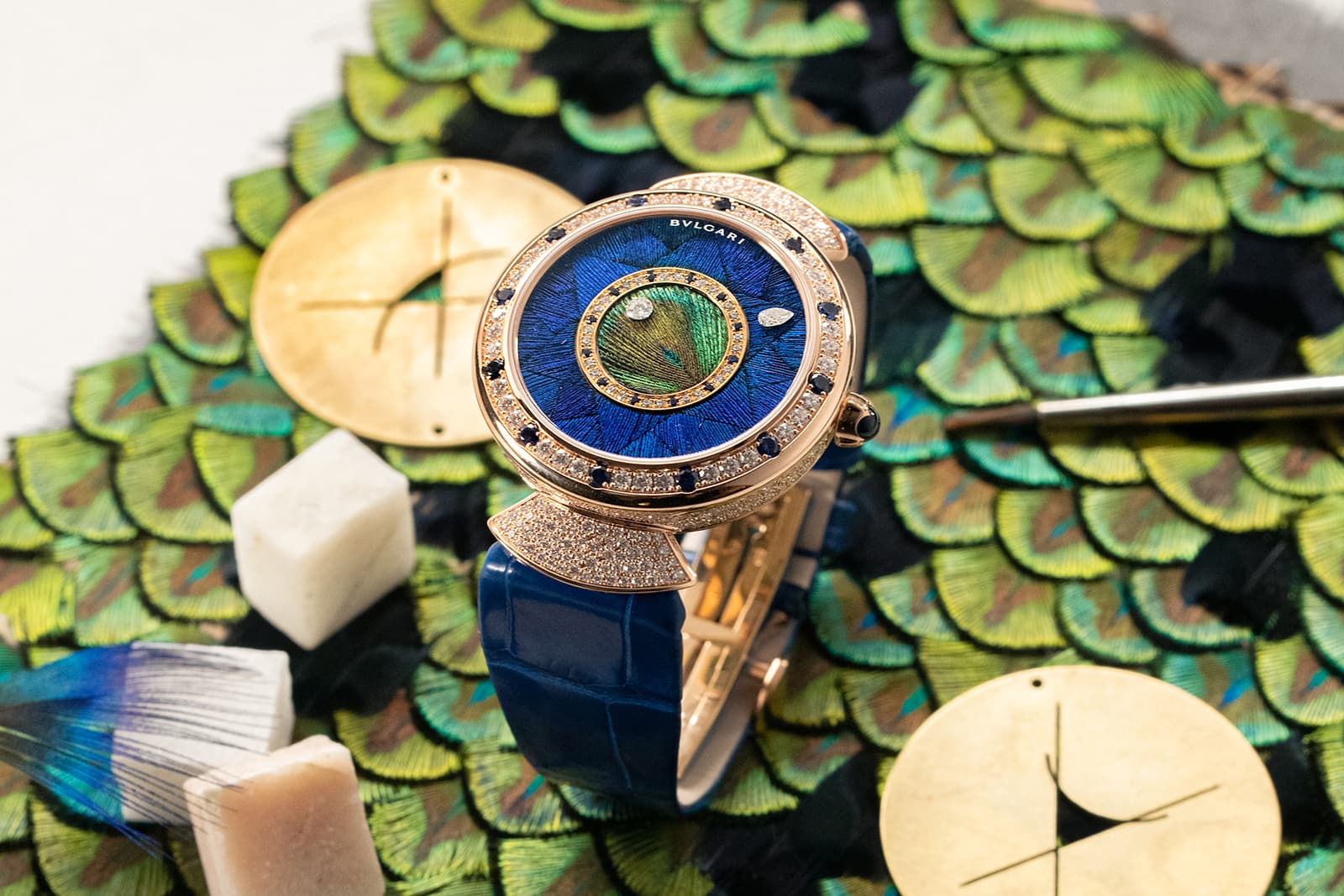  The Bulgari Diva’s Dream Peacock Dischi with a natural peacock feather marquetry dial and blue alligator leather strap