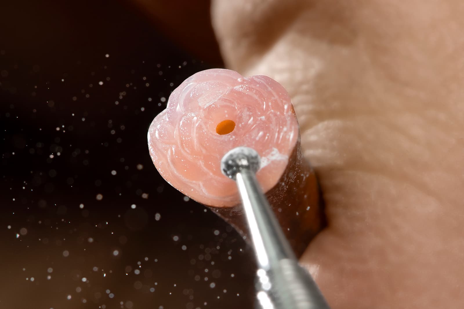  Ornamental stones are individually carved to decorate the dials of Piaget Rose watches