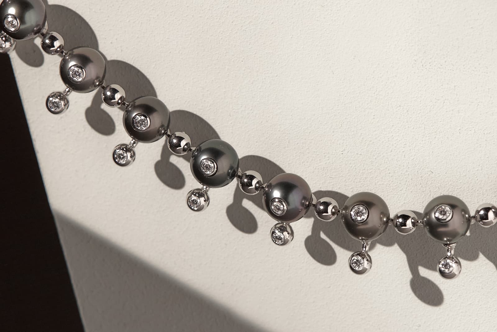  A closer look at the State Property Arcane Nemara Noir necklace 