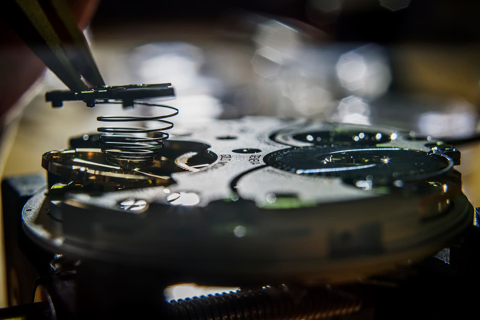  A closer look at the movement within the GENUS Dragon timepiece  