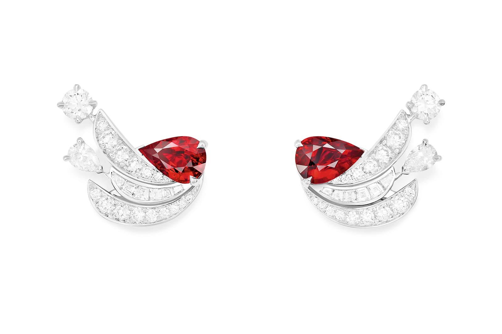  Piaget Blazing Night earrings with pear-shaped rubies and diamonds from the Extraordinary Lights High Jewellery Collection