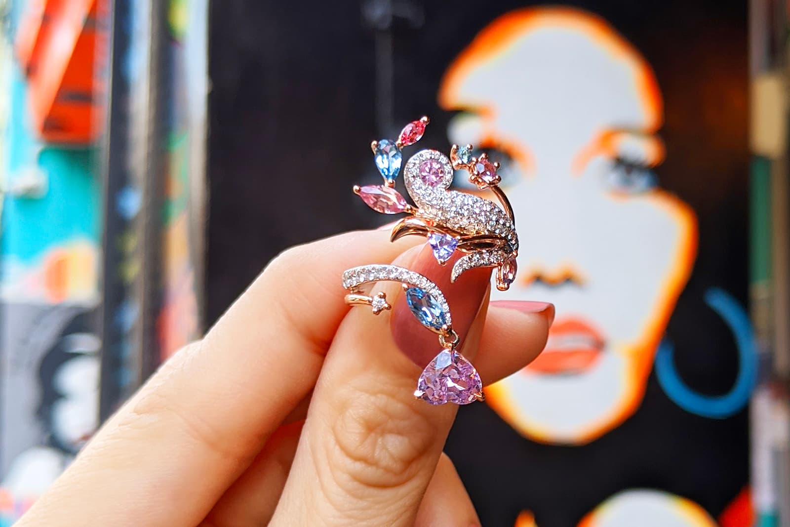 MADLY Fairytale ring with a heart-shaped lavender spinel 