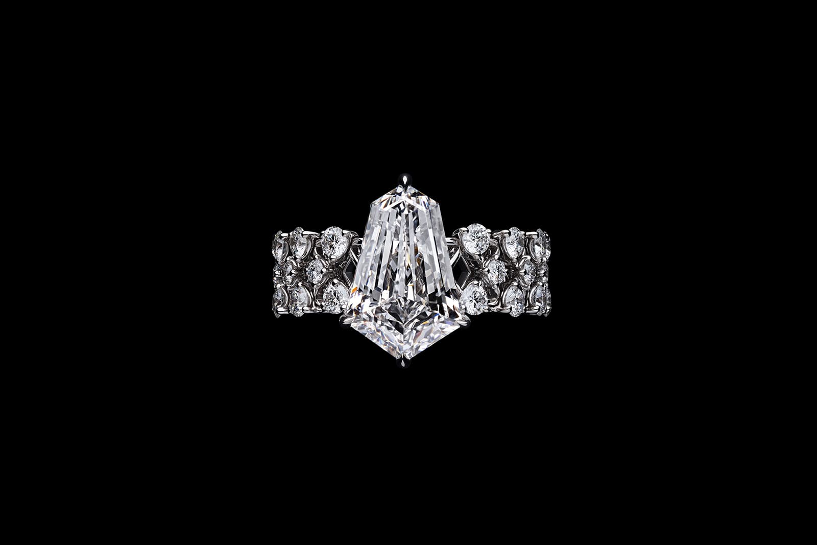  Dior Rose Couture diamond ring 