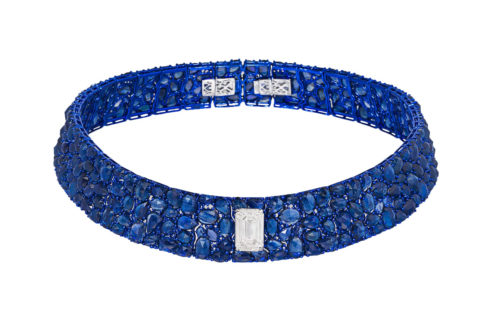Nour by Jahan Deep Passion choker with a 1.74 carat fancy-cut diamond, 155 oval-cut sapphires weighing 81.29 carats, 122 pear-shaped sapphires weighing 57.70 carats and 28 brilliant-cut sapphires weighing 2.48 carats