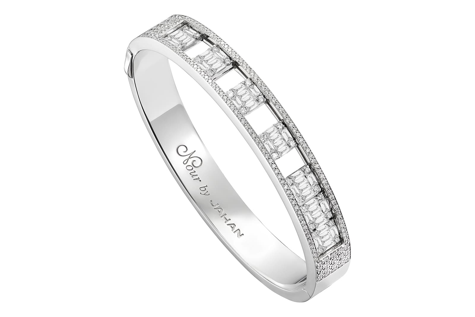  Nour by Jahan Play bracelet with mixed-cut white diamonds weighing 2.60 carats in 18k white gold
