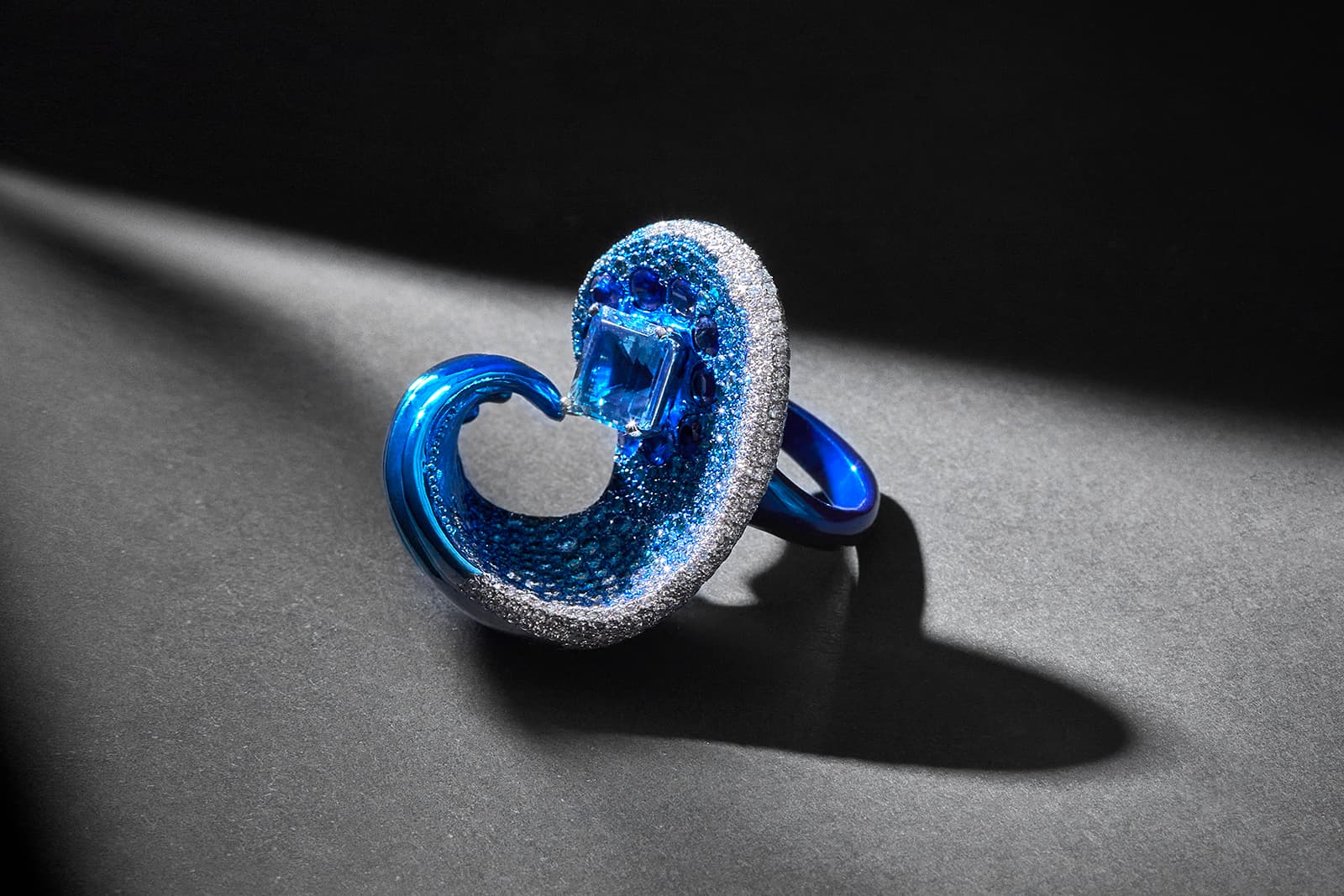  The Faith Jewels Wave ring was created as a bespoke commission for a customer in Sydney, Australia