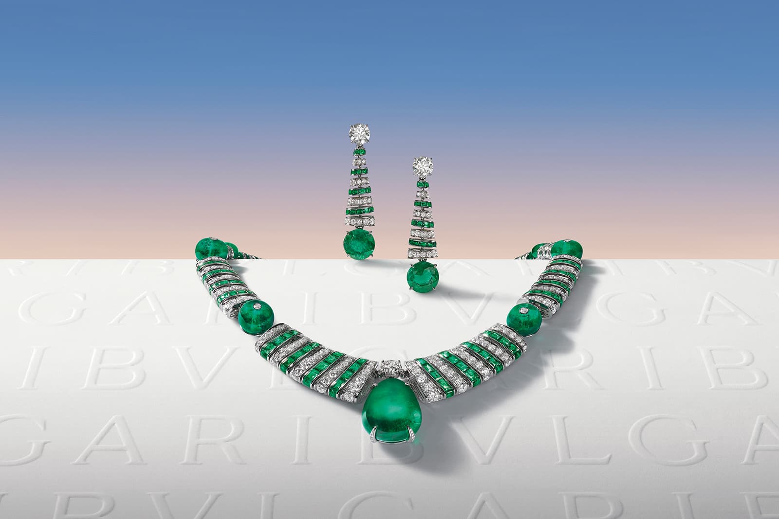 Bulgari Magnifica Emerald Elipse High Jewellery necklace with a pear-shaped Zambian emerald cabochon of 62.04 carats, seven emerald beads of 64.03 carats, buff-top emeralds and diamonds