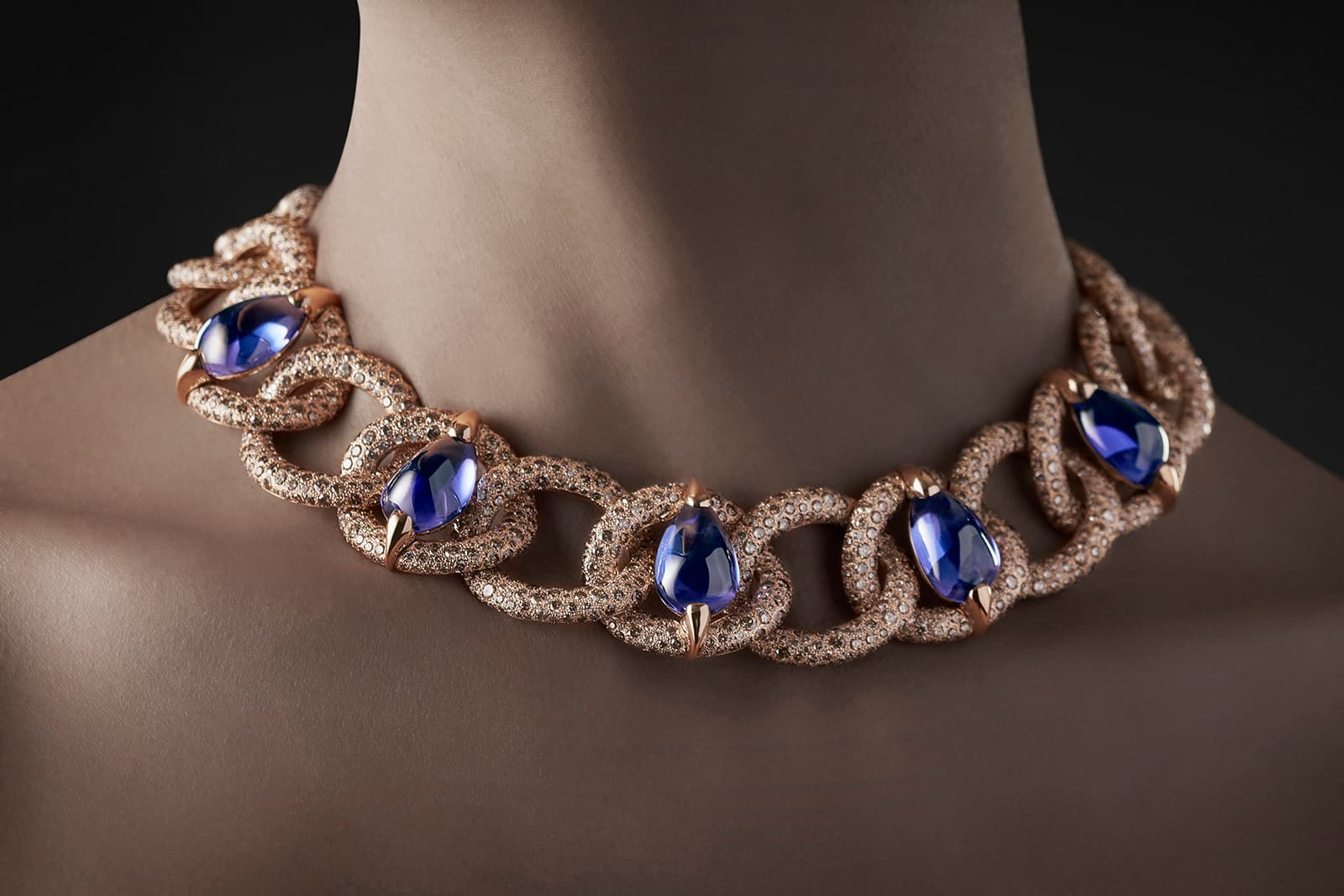  The tanzanite cabochons in the La Gioia di Pomellato Gourmette Assoluta necklace have a combined weight of 70 carats