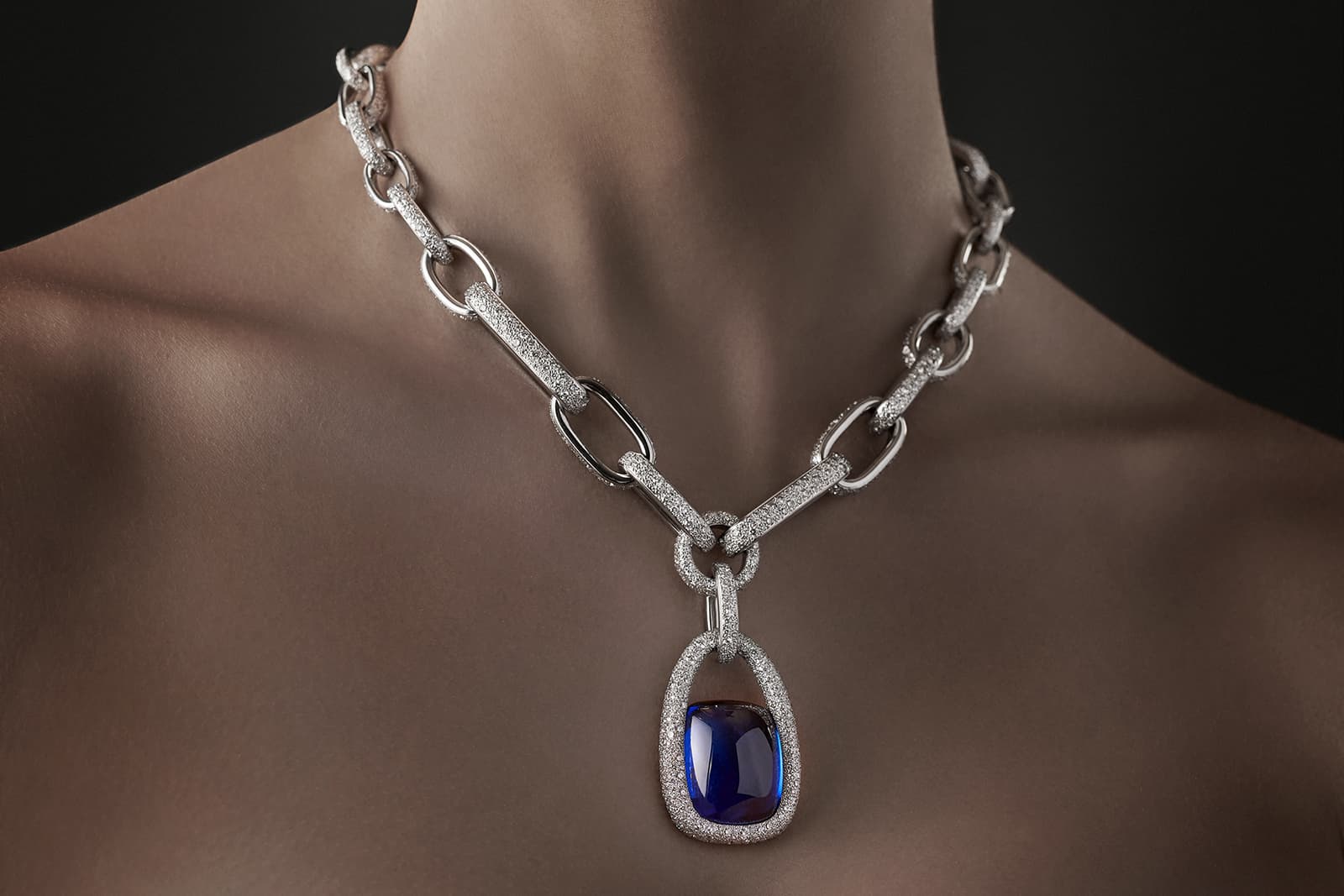 La Gioia di Pomellato Princess Chain necklace with a 48 carat tanzanite cabochon and diamonds in white gold