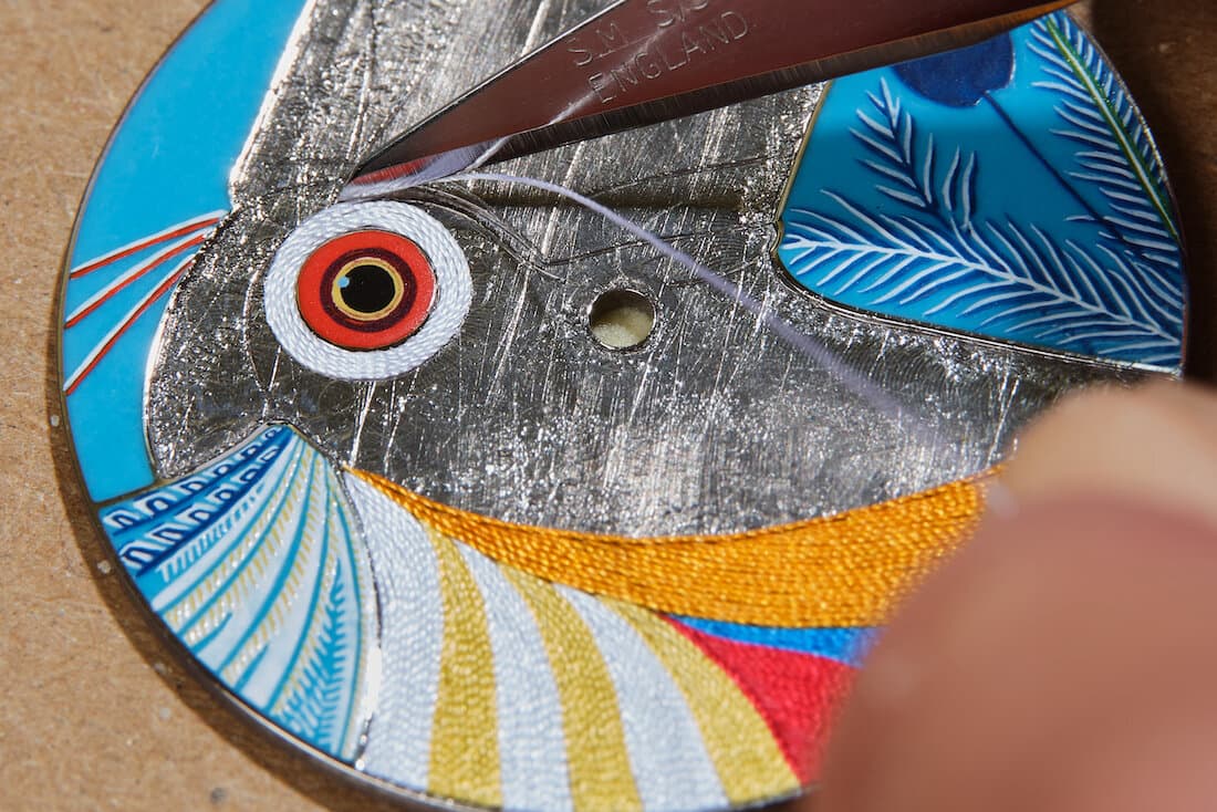  Adding enamel and silk thread details to the Hermès Arceau Toucan de Paradis watch