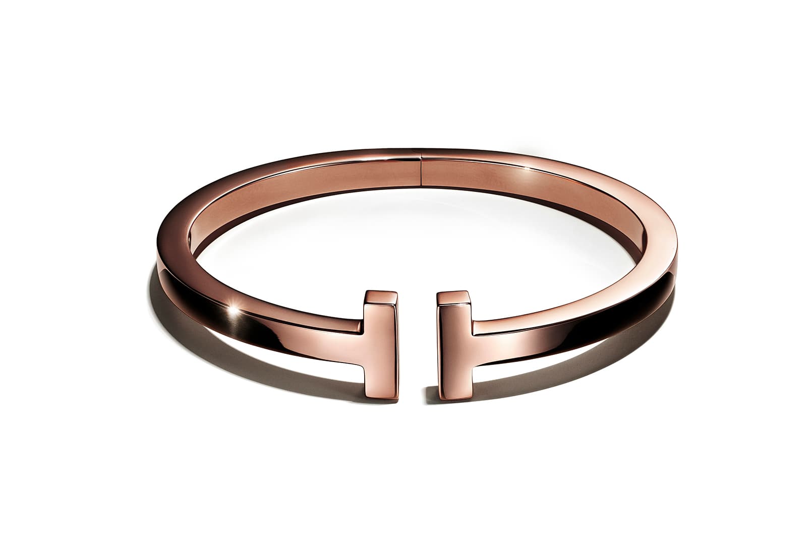  Tiffany T bangle in rose gold 