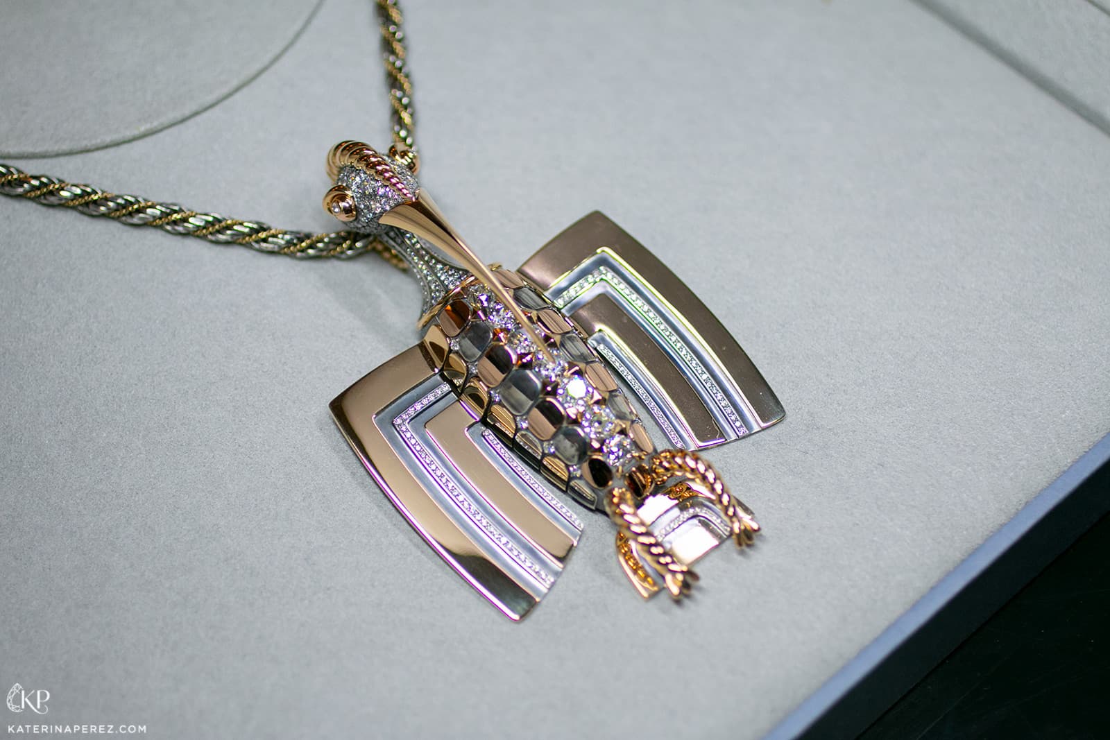 Elie Top Calao (hornbill) pendant with old mine cut diamonds from the Magica Naturae Collection