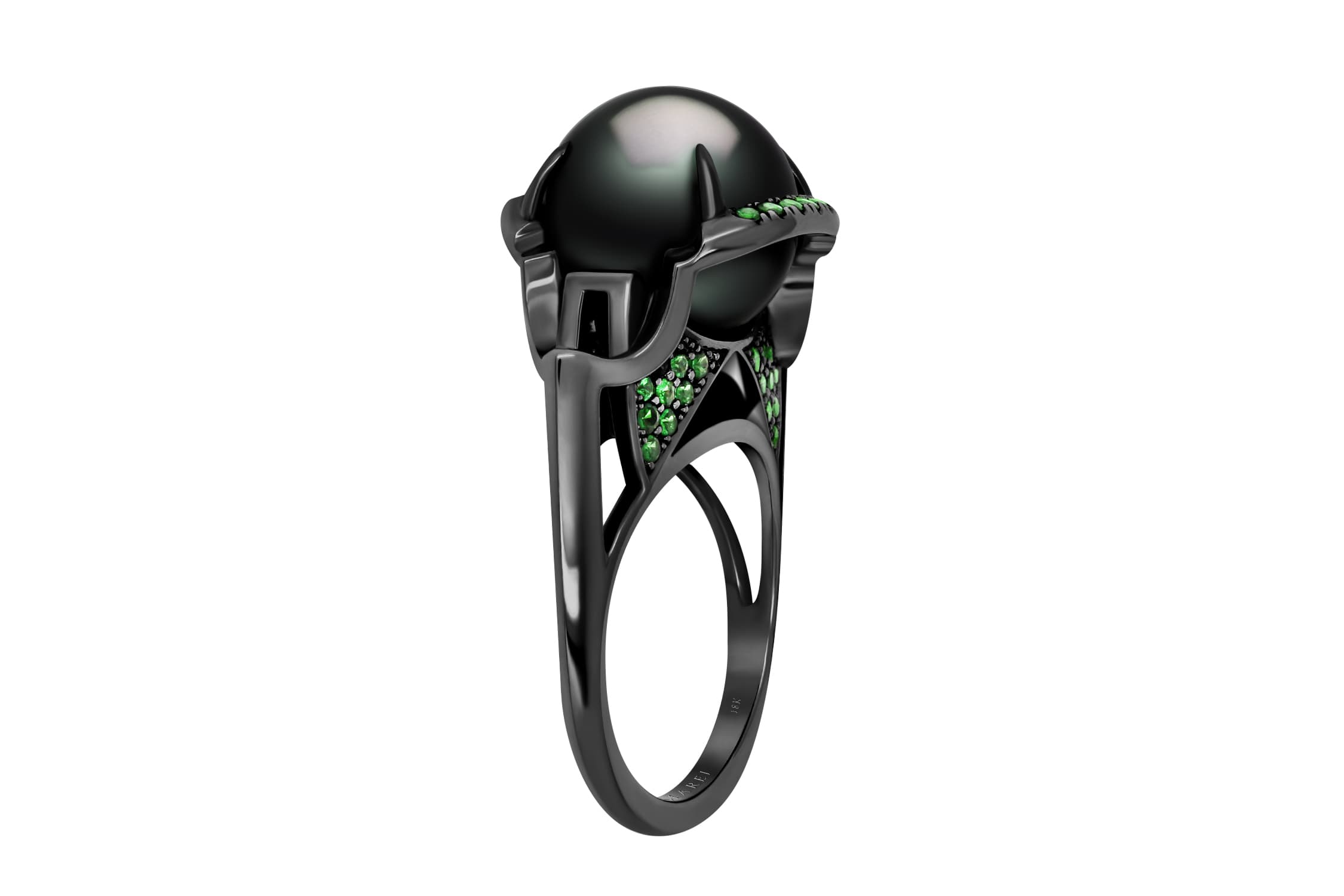  Angie Marei’s Isis Goddess Tahitian black pearl and green tsavorite garnet ring will be presented at the Brilliant and Black exhibition, hosted by Sotheby’s