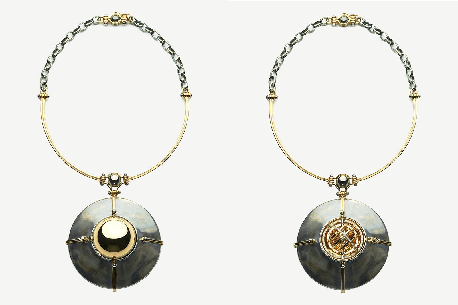 Elie Top Diamonds Scaphandre choker pendant with a rotating sphere in yellow gold, set on a yellow gold and distressed silver chain