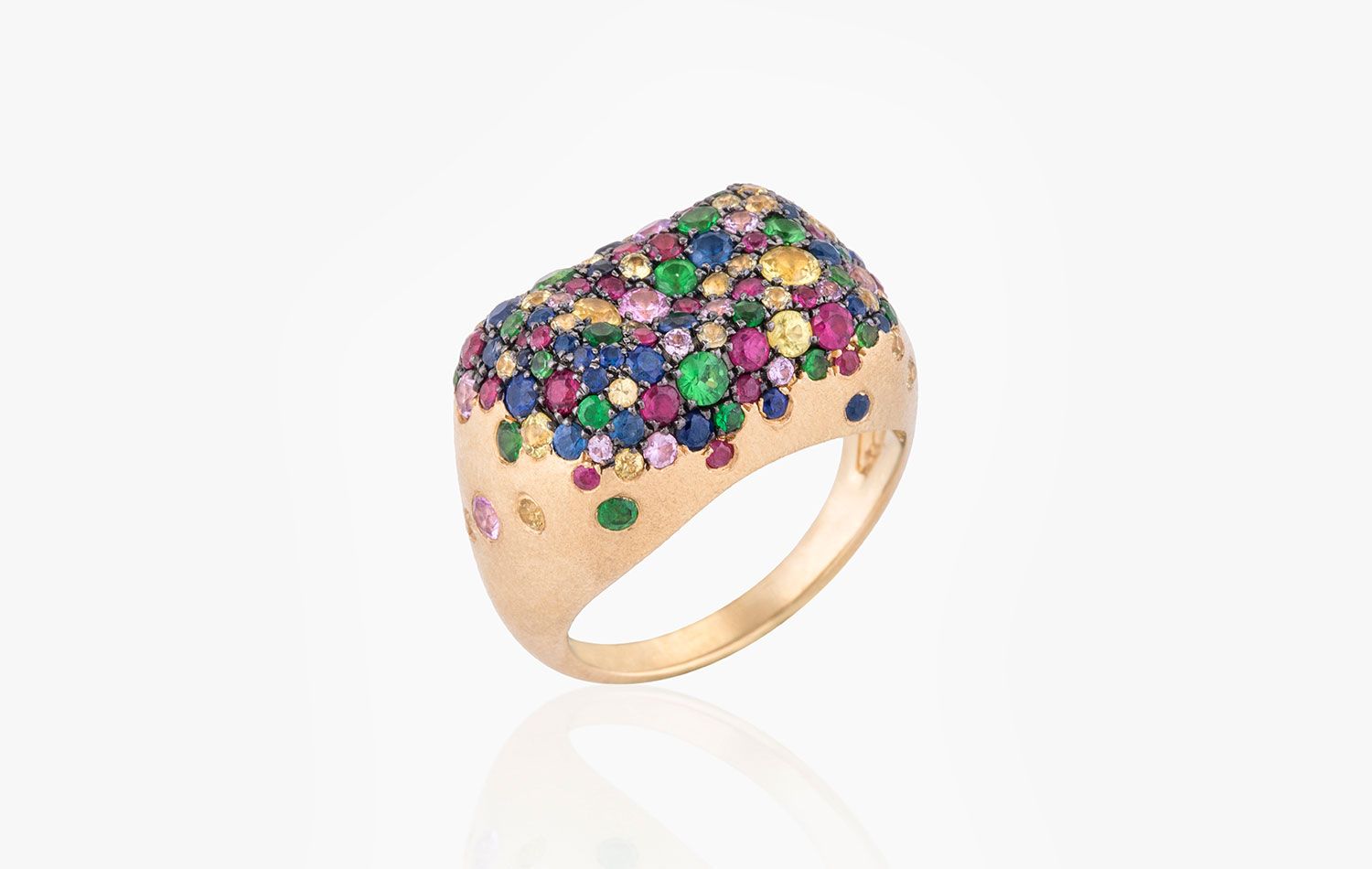  Nada Ghazal Baby Malak Original Bonbon Rectangle ring in 18k yellow gold with 2.30 carats of multi-coloured sapphires  