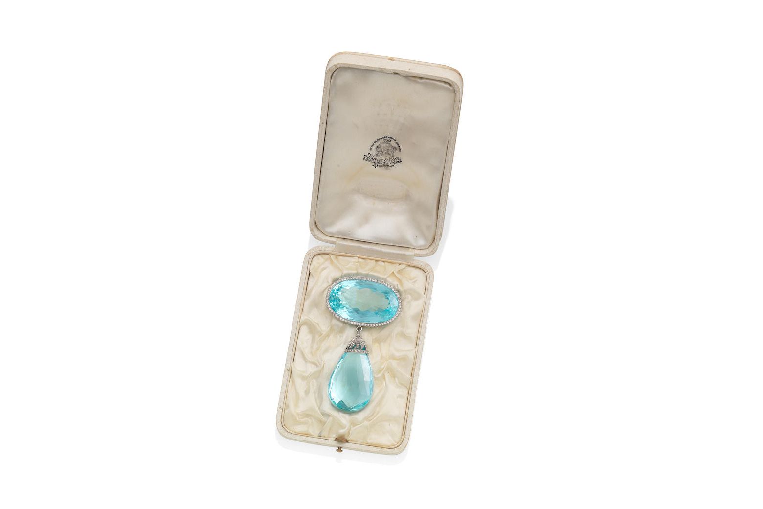 This Belle Époque aquamarine and diamond brooch, circa 1905, was once owned by Deborah, Duchess of Devonshire, and is the star lot of the Bonhams London Jewels auction in September 2021