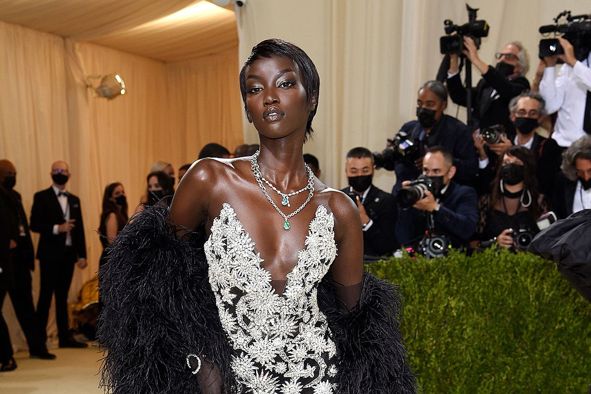  Model Anok Yai at the Met Gala 2021 wearing jewellery by Ana Khouri