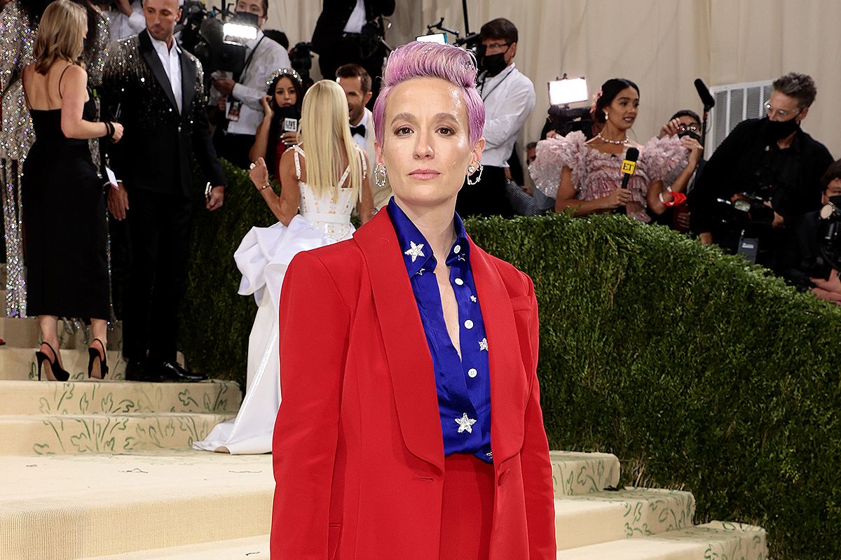  American soccer player Megan Rapinoe at the Met Gala 2021 wearing diamond earrings by Ana Khouri