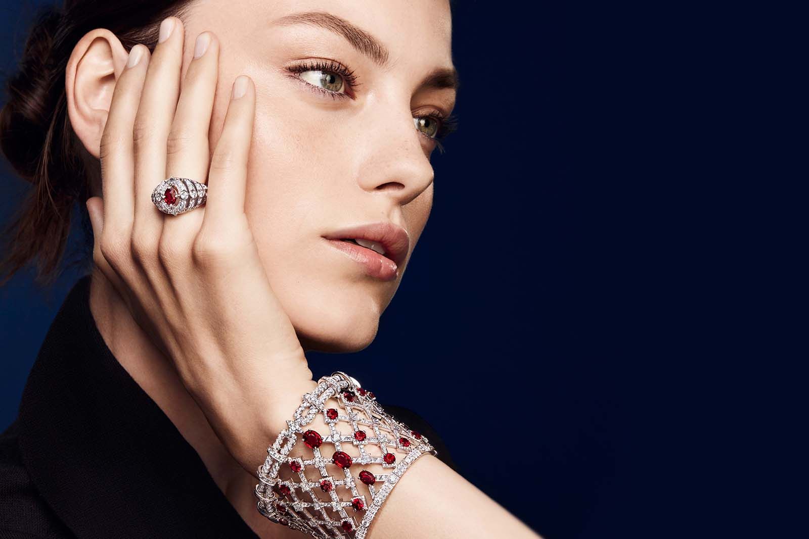 La Passion bracelet with 3 oval-cut rubies of 2.02, 1.64 and 1.24 carats, and 11 LV Monogram Star-cut diamonds of 4.08 carats, alongside the La Passion ring with a 1.16 carat oval-cut ruby, both from the Bravery by Louis Vuitton Collection 