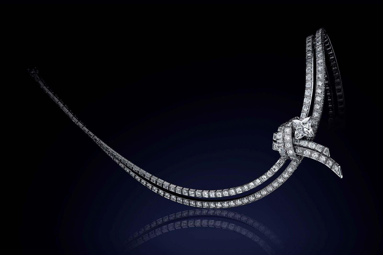  La Star du Nord necklace from the Bravery by Louis Vuitton Collection