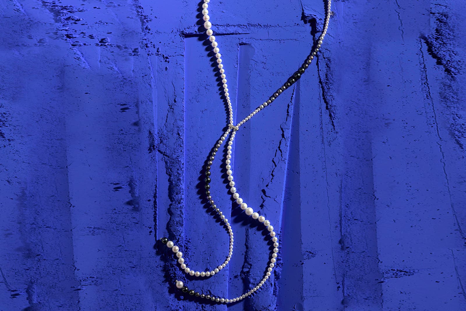 UTOPIA Aqua Collection pearl sautoir necklace 