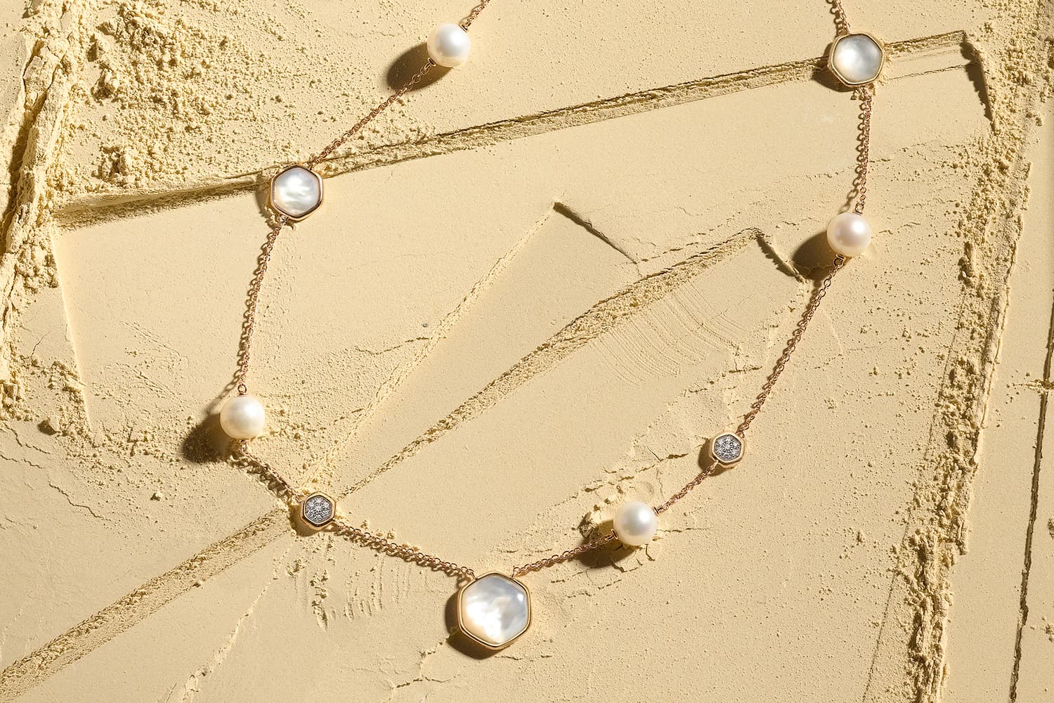  UTOPIA necklace and ring from the Venus Collection with South Sea pearls, mother of pearl and diamonds