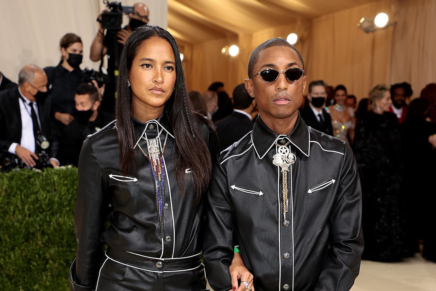  Helen Lasichanh and Pharrell Williams, wearing a Richard Mille watch, at the Met Gala 2021
