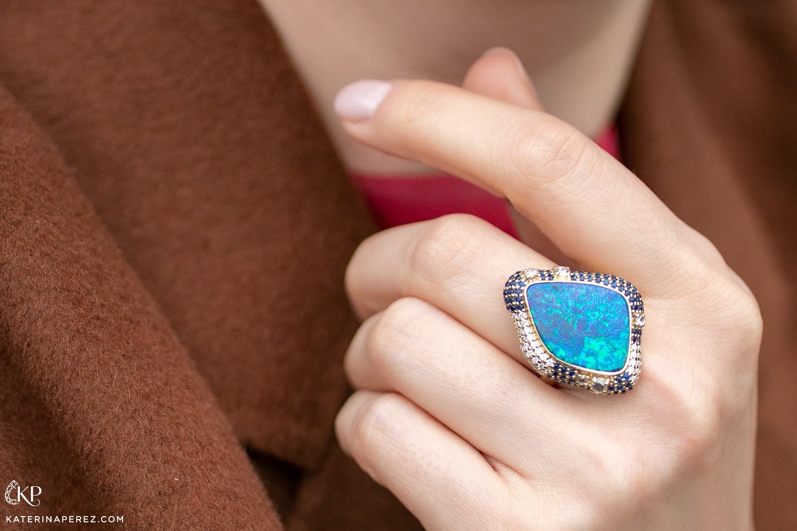  Black opal ring with sapphires and diamonds in yellow gold by Emil Weis Opals 