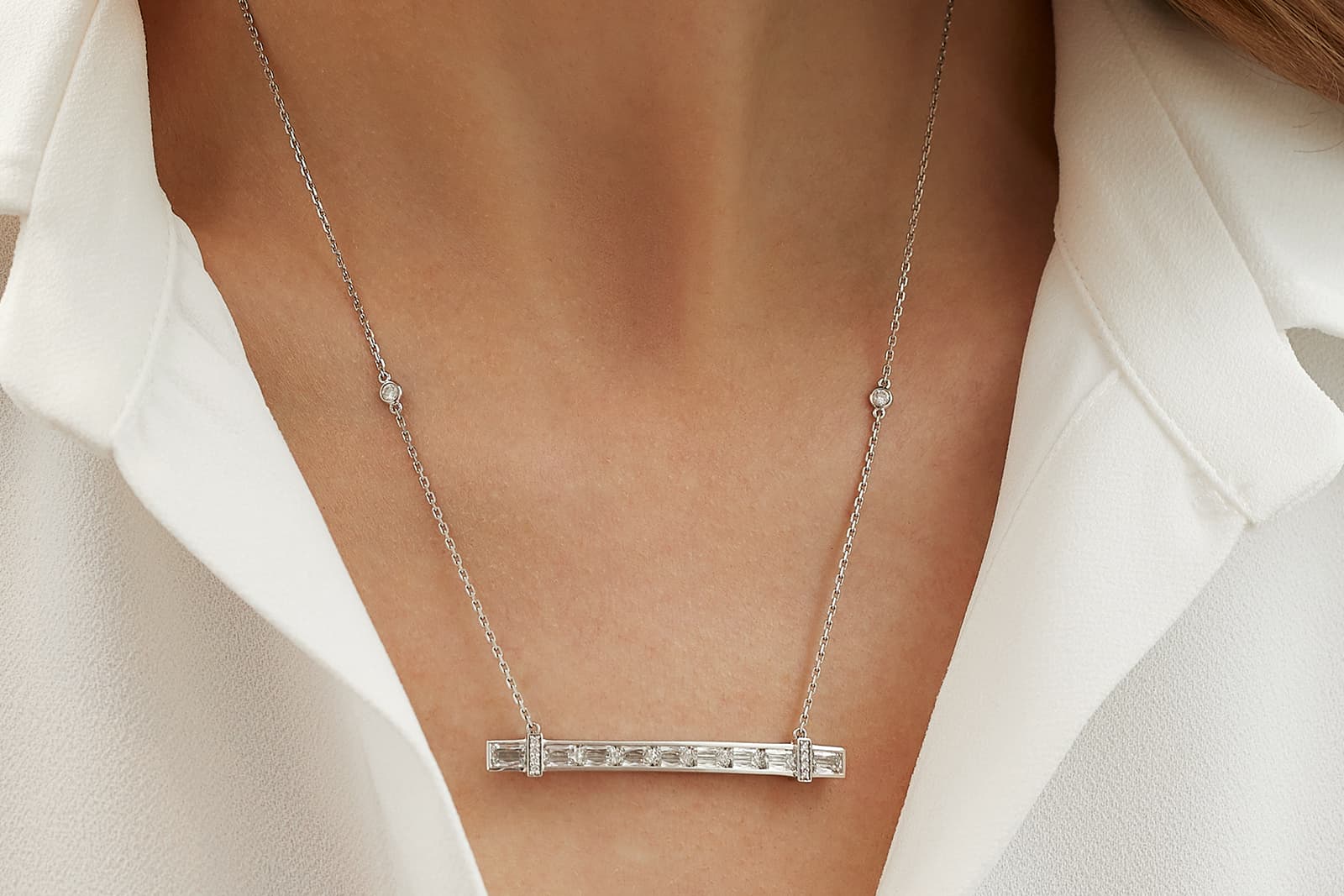  Boodles Trapeze pendant with Ashoka diamonds set in platinum 