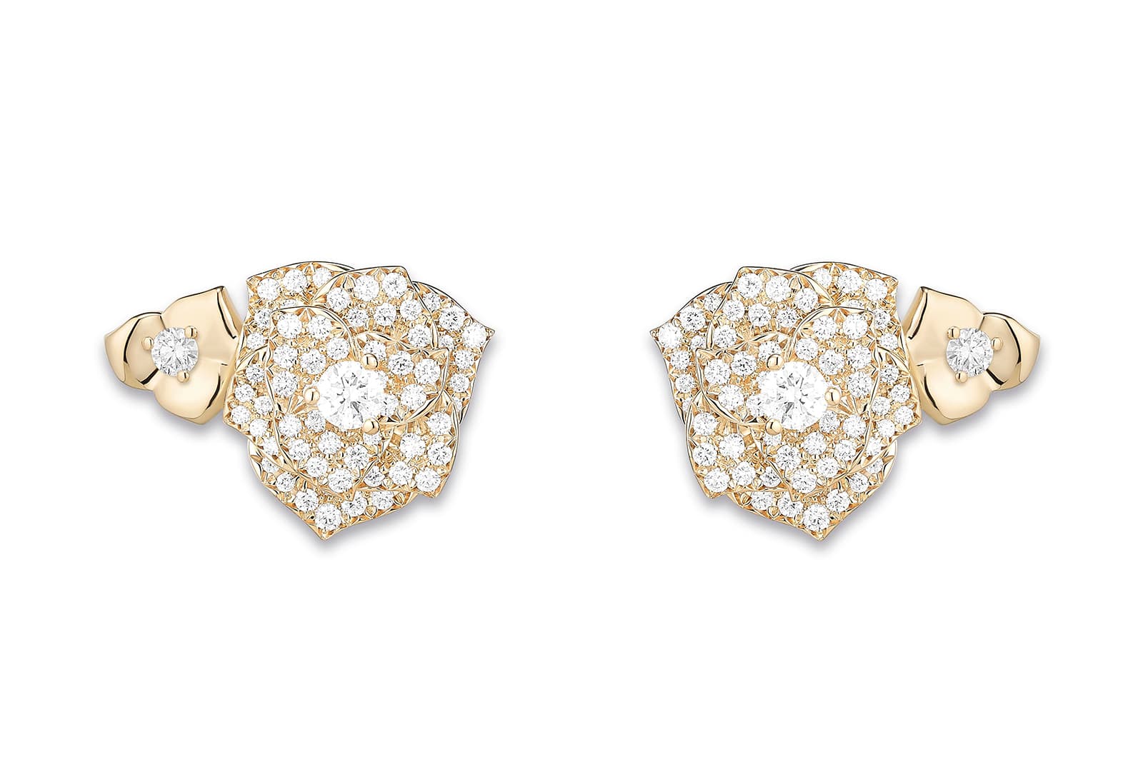  Piaget Rose earrings with 134 brilliant-cut diamonds totalling 1.02 carats, set in 18k gold 