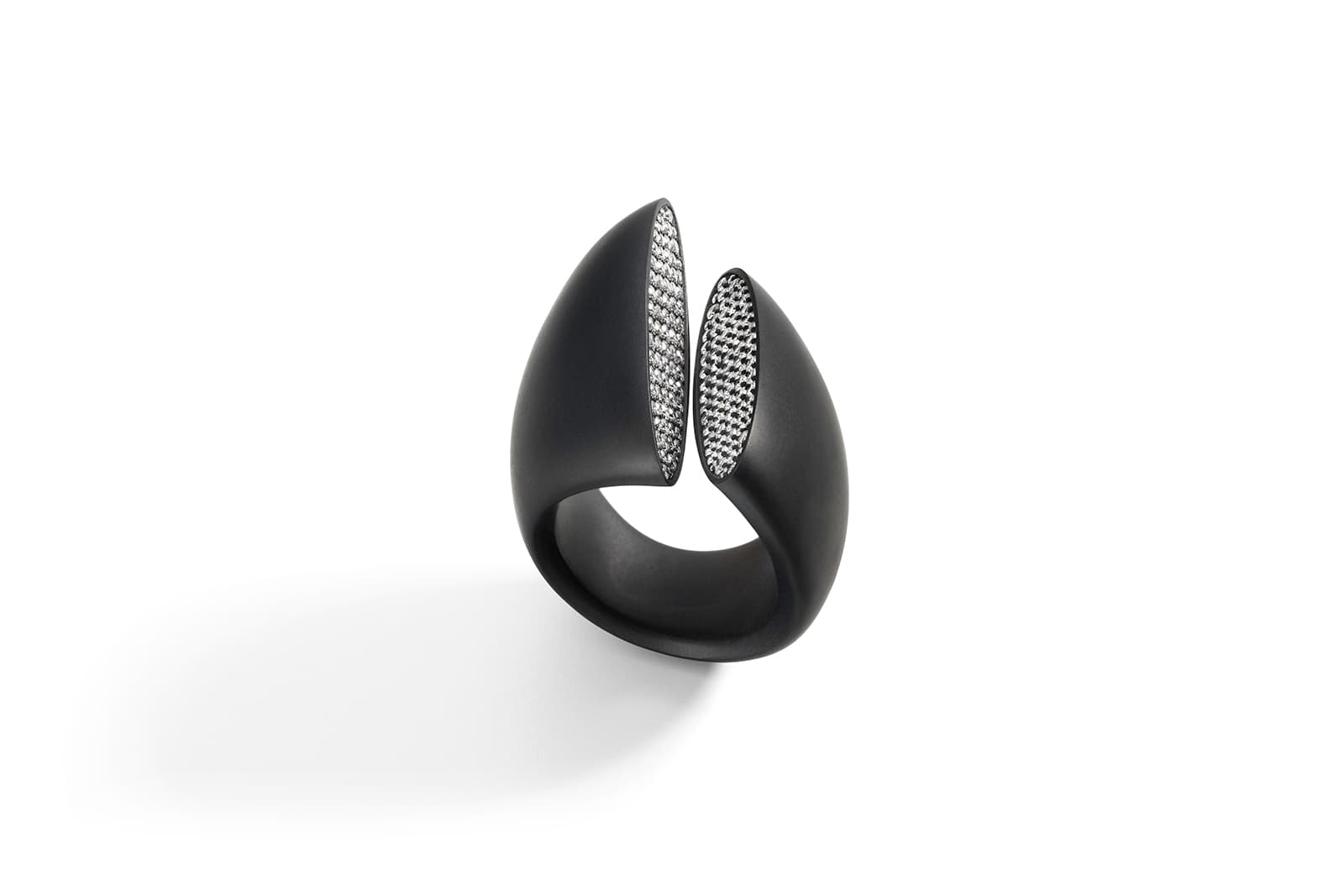  Vhernier Eclisse ring in matte black titanium with diamonds 