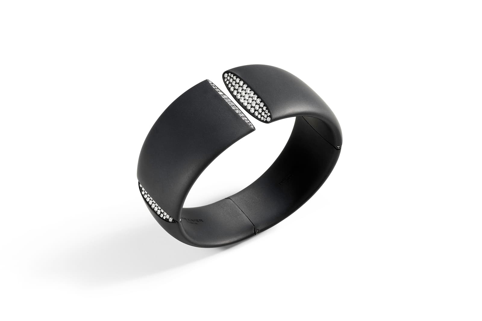  Vhernier Eclisse bracelet in matte black titanium with diamonds 