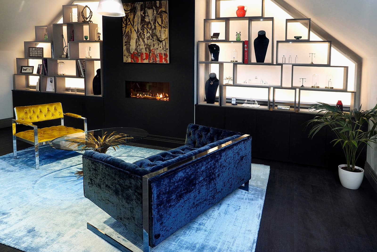  The consultation space where Nigel O'Reilly can discuss bespoke jewellery commissions with his private clients