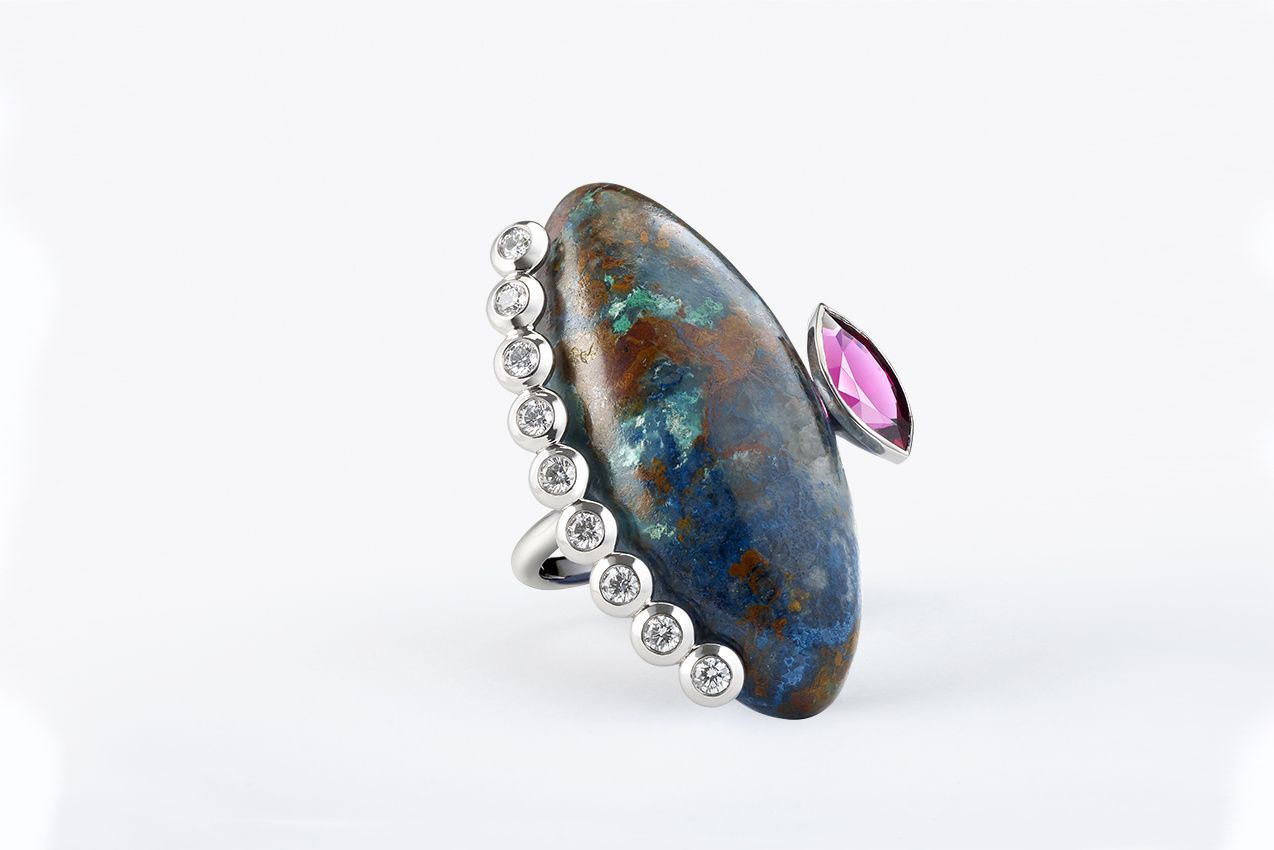  Susana Grau Batlle Kingdom 3 ring with carved chrysocolla azurite, rubellite and diamonds in platinum
