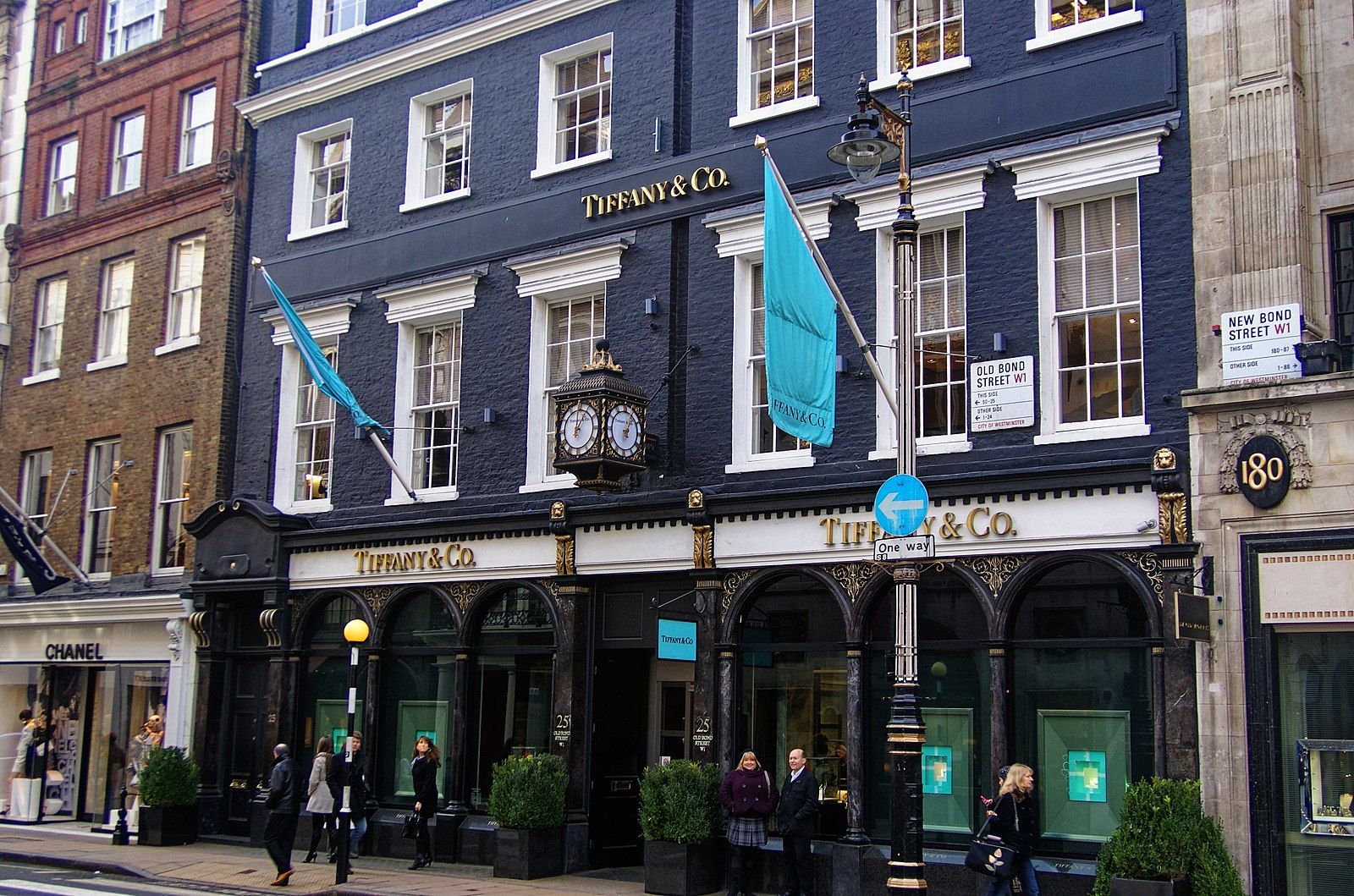 Бутик Tiffany&Co. на лондонской Бонд-стрит