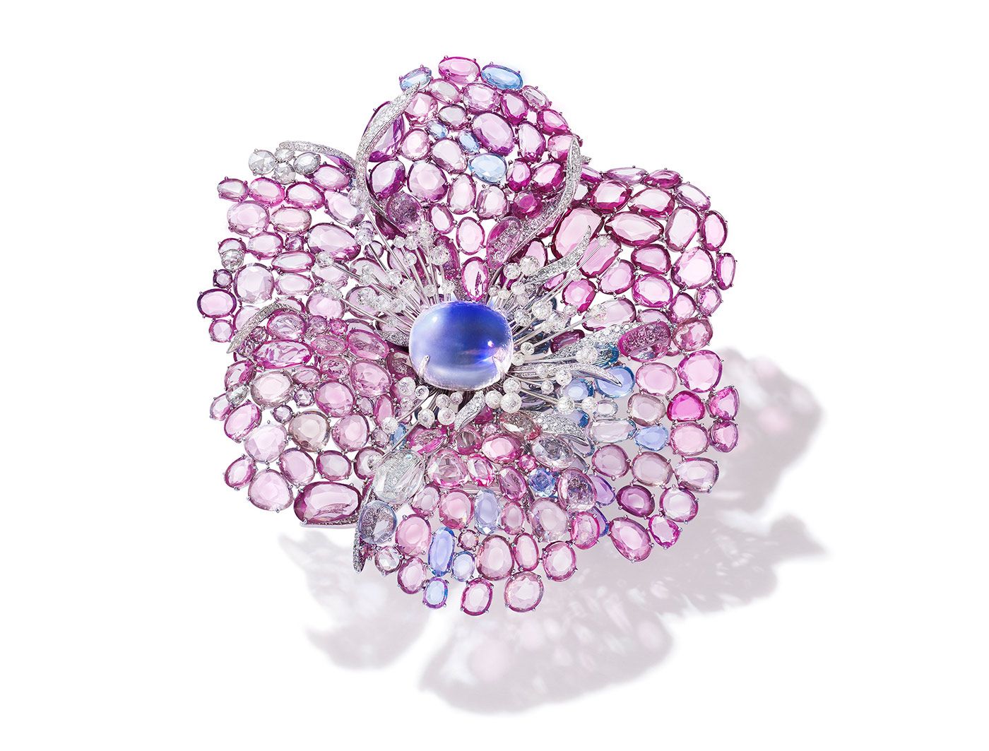  Feng J ‘Icy Pink Dahlia’ brooch from the ‘Garden of Impressionism’ collection with a 16.3 carat moonstone and ‘Floating Set’ sapphires, tanzanites and diamonds in 18k gold 