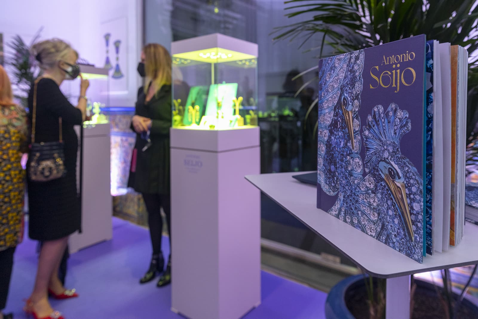 Antonio Seijo displays his self-titled book alongside a selection of jewels that feature in its pages