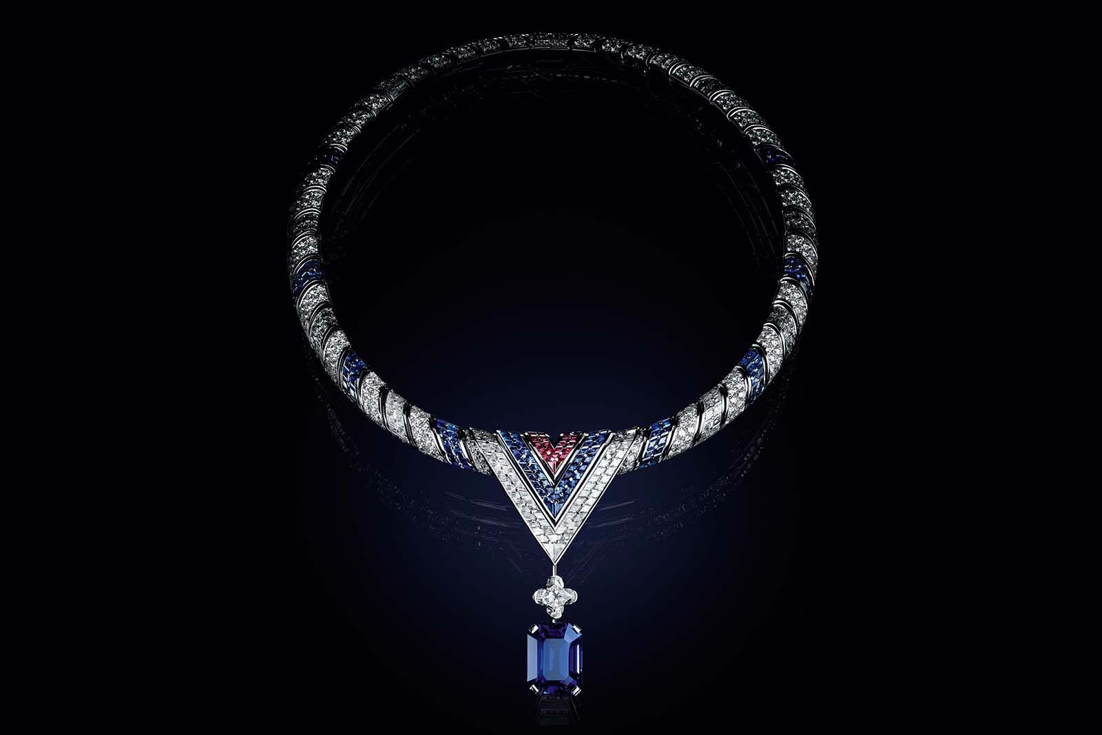  The Arrow necklace from the Bravery by Louis Vuitton Collection 