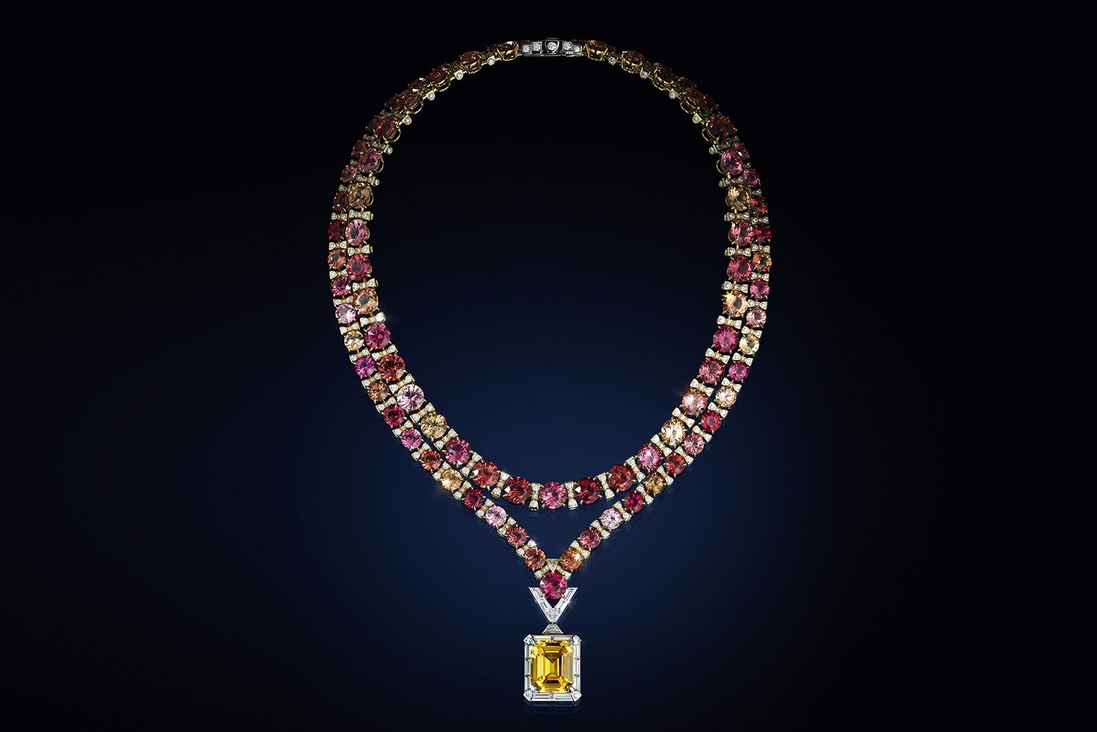 Louis Vuitton Bravery II High Jewellery Magnetisme necklace in white and yellow gold with a 20.29 carat cushion-cut yellow Sri Lankan sapphire, an assortment of coloured tourmalines for 153.08 carats, 30 custom-cut diamonds for 5.69 carats and 494 brilliant-cut diamonds for 12.22 carats