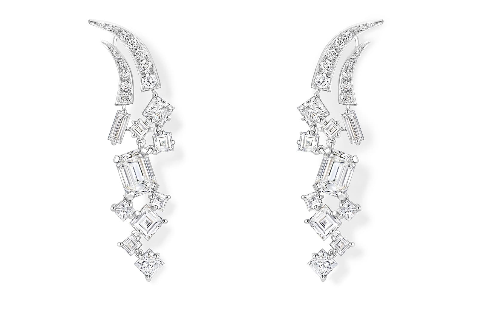  Chaumet Déferlante long earrings with fancy-cut diamonds 