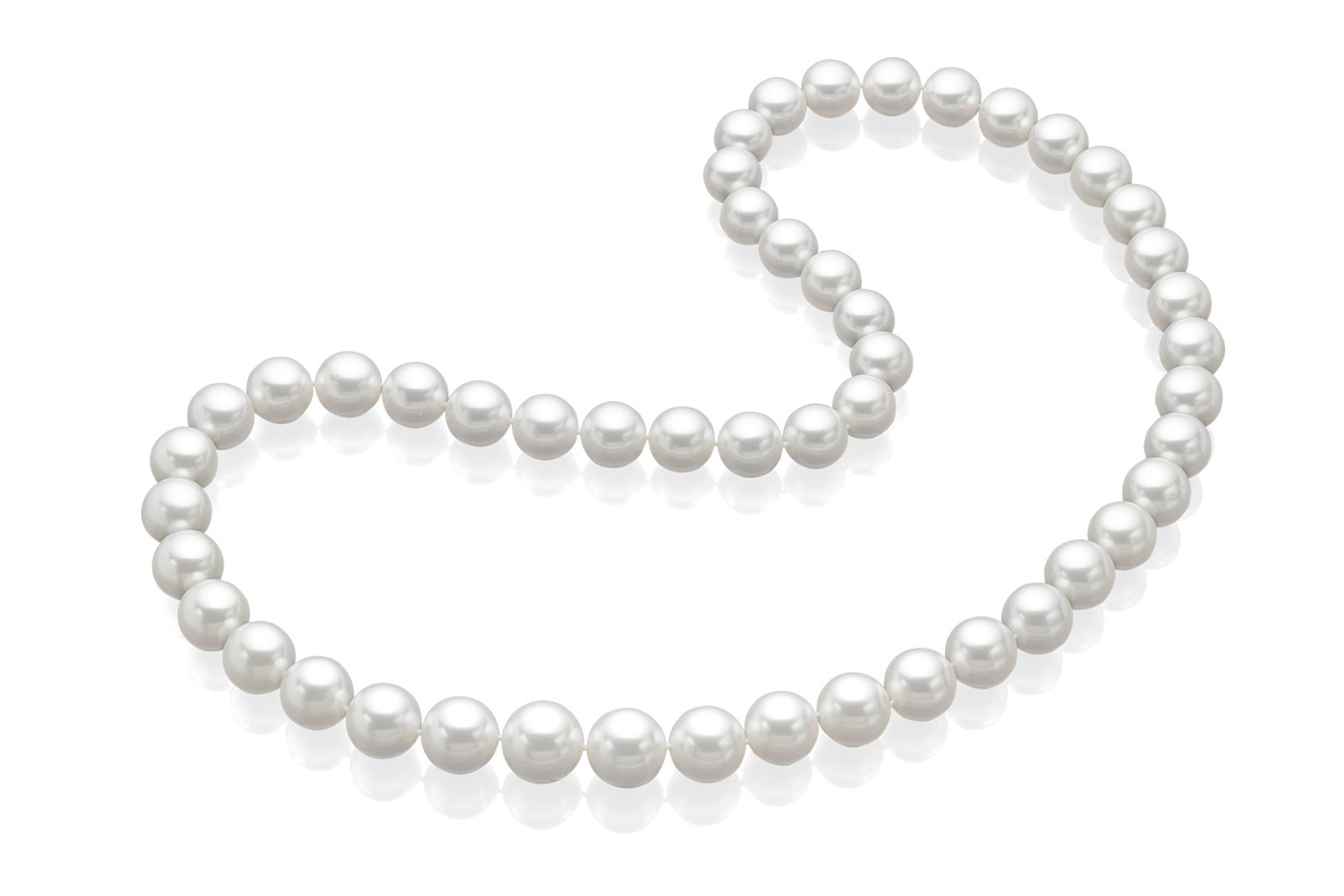  Assael strand of white pearls 