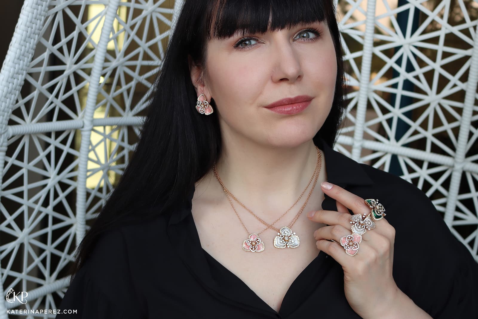 Katerina Perez wears FerriFirenze jewellery from the Clover collection