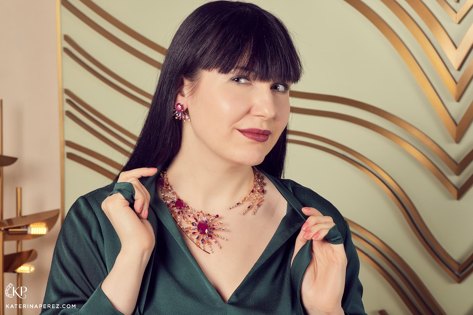 Katerina Perez wears the Bayt Damas Fireworks High Jewellery necklace and matching earrings