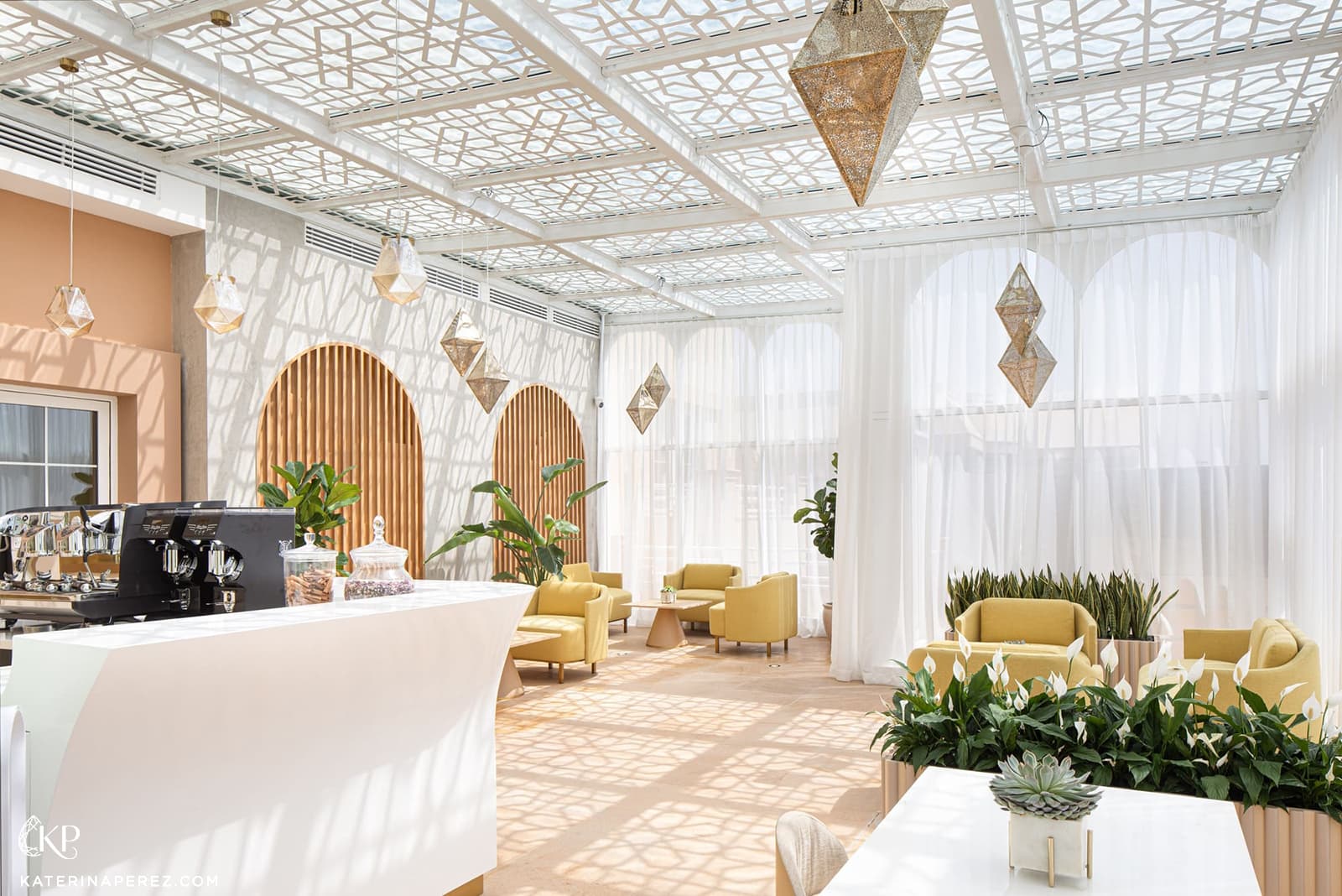  Inside the world of Bayt Damas in Dubai 