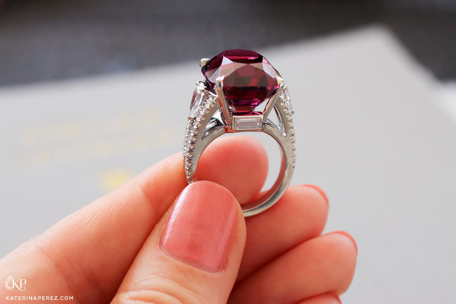  A distinctive setting on a gemstone and diamond cocktail ring by Atelier Pino Spitaleri
