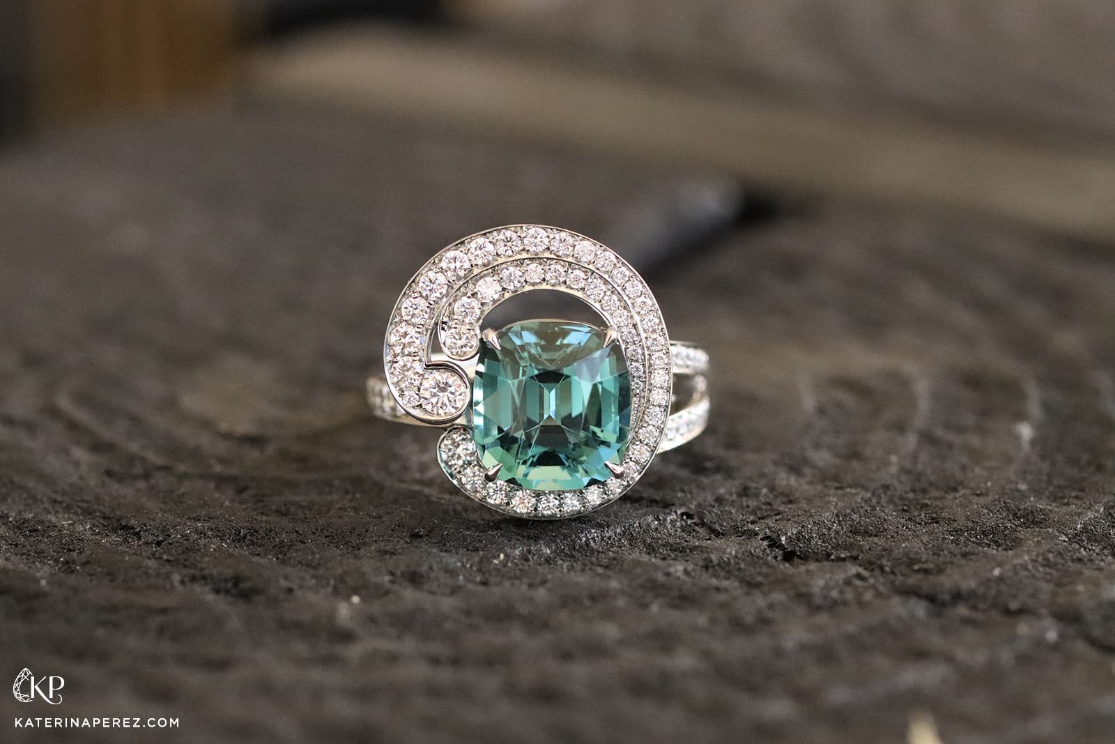  Atelier Pino Spitaleri ring with a talon claw-set blue tourmaline surrounded by diamonds in 18k white gold