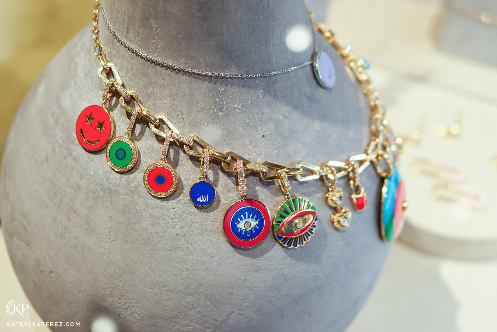  Rock by GS clip-on charms in enamel and 18k yellow gold 