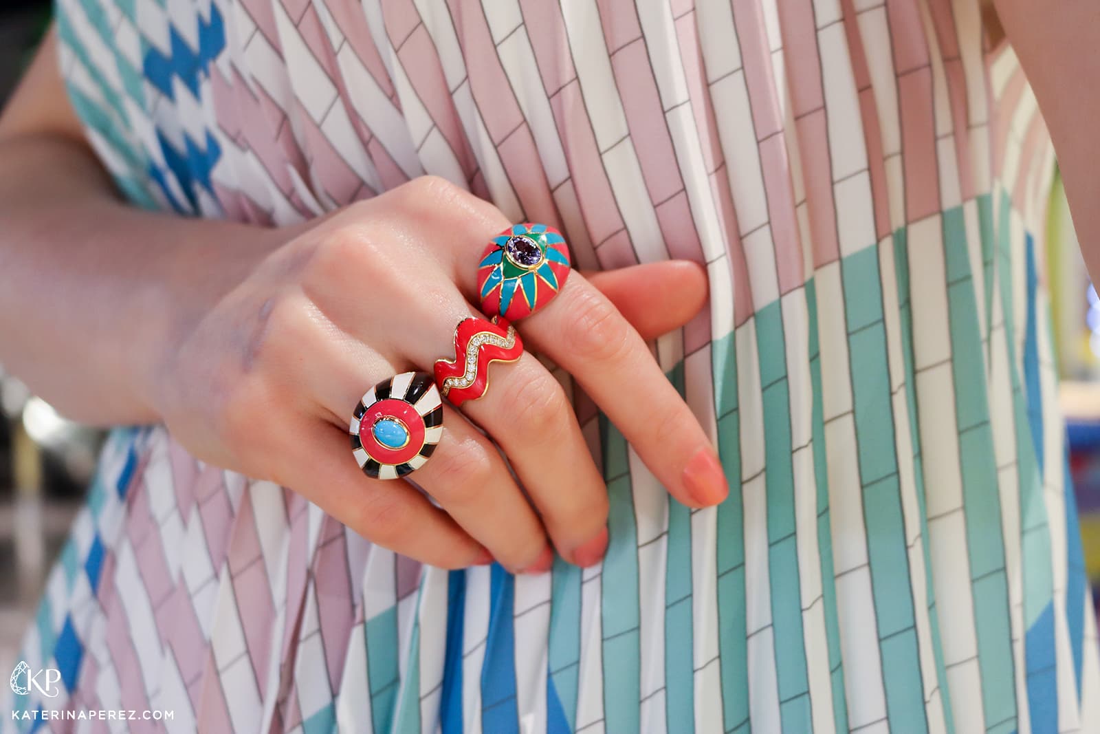  Rock by GS Crazy Eyes rings and Wave ring with coloured enamel in 18k gold 