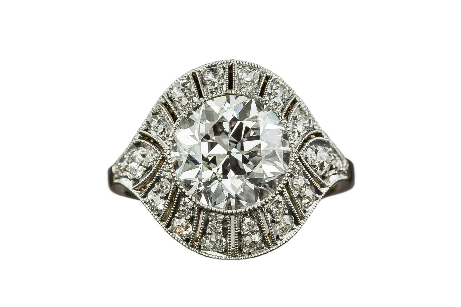 DB Classic Pavé round brilliant diamond ring